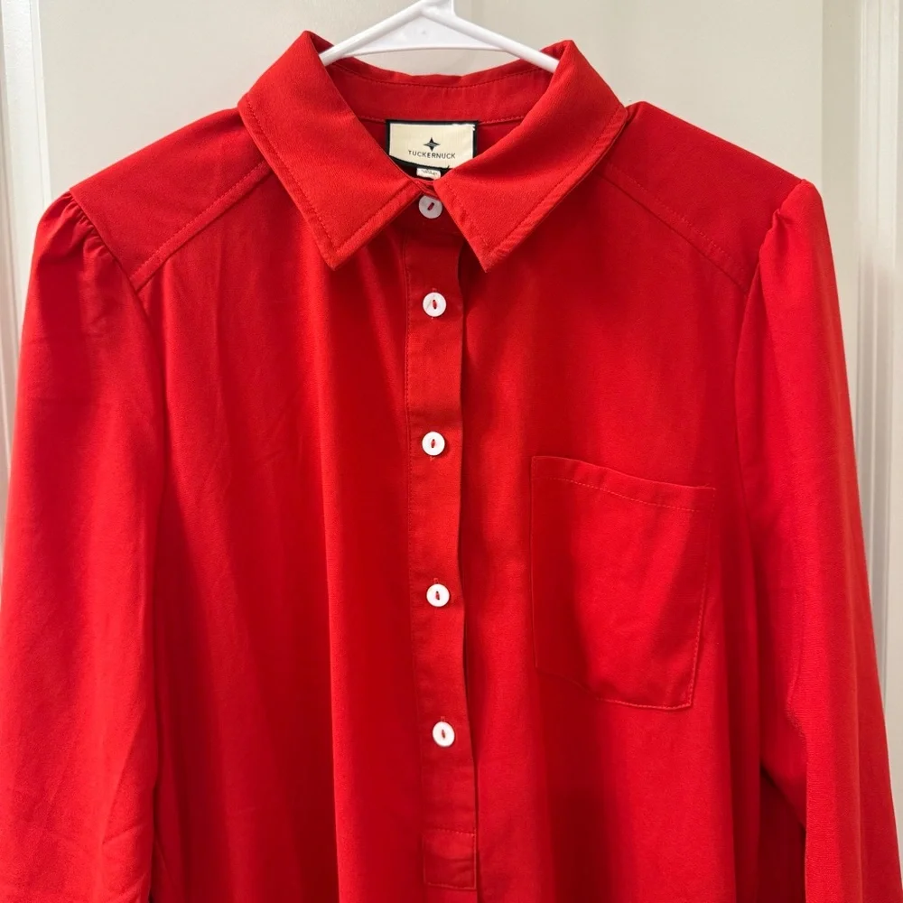 Tuckernuck Callahan Shirt Dress Red Crepe Swing Ruffle Hem Pockets Size Large - Picture 7 of 8